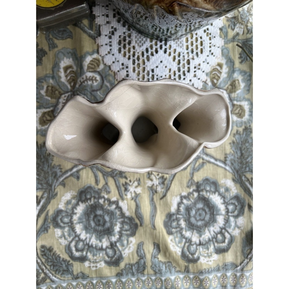 Vintage McCoy USA Triple Calla Lily Vase Planter Pottery Ivory Green Gold 1950s - Picture 9 of 12